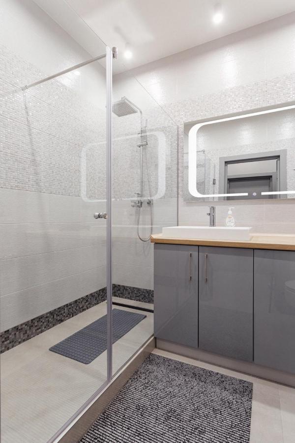 אודסה Grey Apartment מראה חיצוני תמונה